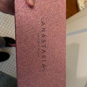 Anastasia Make up pallet drawer holder and eyeshadow